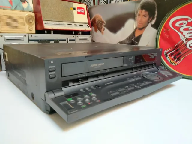 Reproductor VHS Panasonic NV-HD700