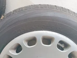 4 Llantas y Neumáticos BMW 525 TDS