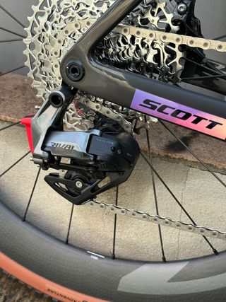 SCOTT ADDICT GRAVEL 30 CUSTOM