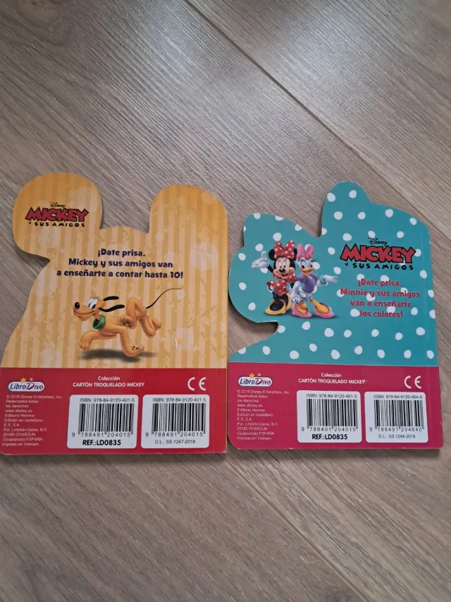 2 libros de la colección de Mickey Mouse