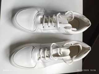 Zapatillas Blancas con Luces Talla 42 (40)