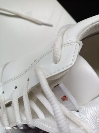 Zapatillas Blancas con Luces Talla 42 (40)