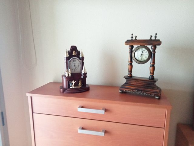 Reloj de mesa decorativo estilo castillo