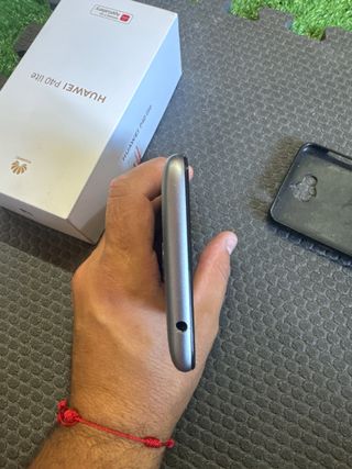 Custodia e cover nere per Huawei P40 lite