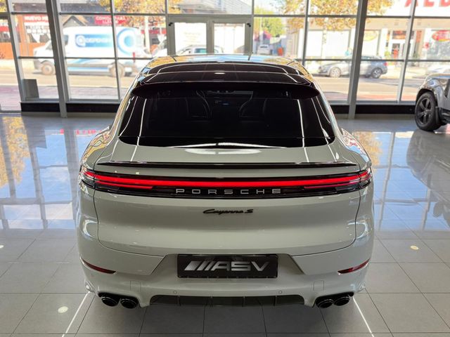 Porsche Cayenne coupe s ehybrid2024