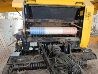 Rotoempacadora New Holland BR6090 Combi.