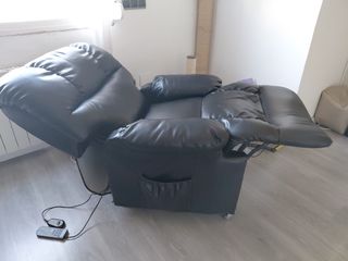 Sofá reclinable con vibración