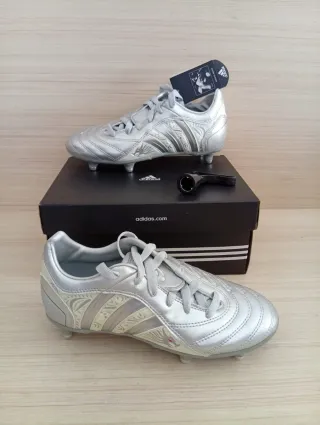 Adidas n.35 scarpe da calcio nuove originali