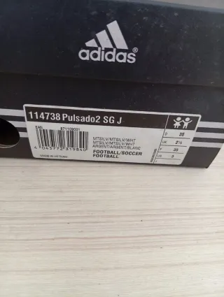 Adidas n.35 scarpe da calcio nuove originali