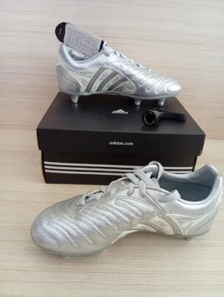Adidas n.35 scarpe da calcio nuove originali