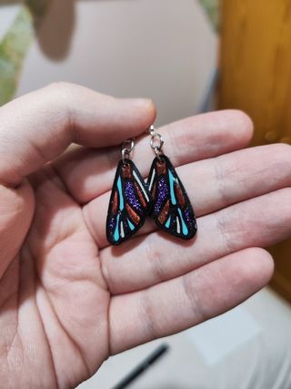 Pendientes resina mariposa