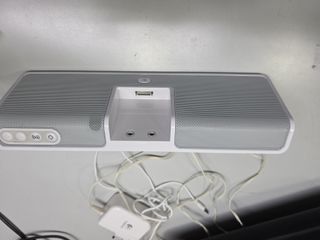 Altavoz portátil Logitech MM50