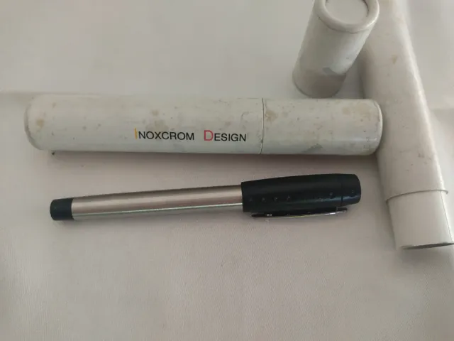 Pluma Inoxcrom Diseño
Con su caja.
2 unidades 15€