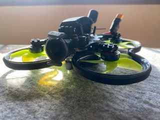 Drone Cinematico Cineon 25 O3 + 3 lipos