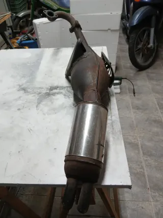 Tubo de escape Derbi Atlantis