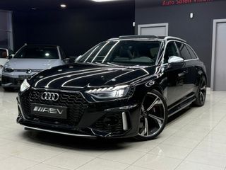 Audi RS4 2021
