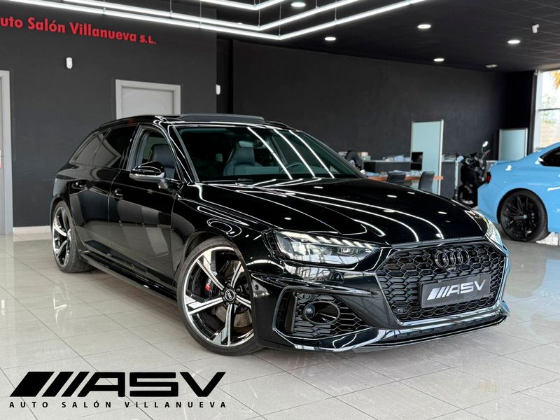 Audi RS4 2021 - foto 1