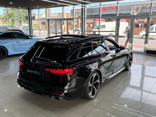 Audi RS4 2021