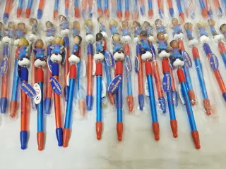 Lotto 50 penne gadget Barcellona con giocatori