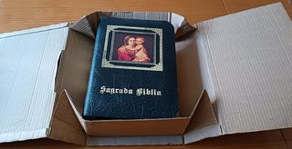 Sagrada Biblia