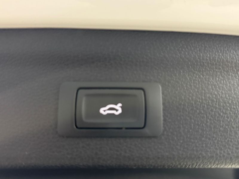 Audi Q3 2021, foto 15