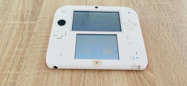 Nintendo 2DS Full White