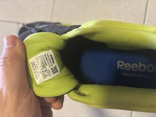 Zapatillas Reebok Negras y Verdes