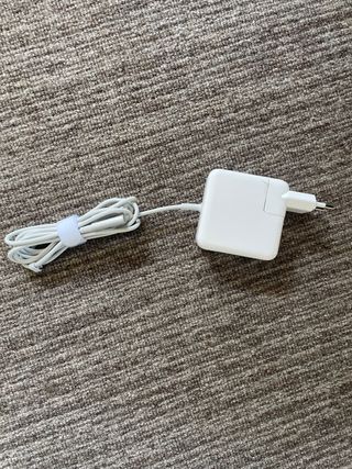 Cargador Apple Macbook Blanco