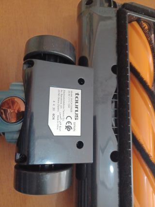 Cepillo aspiradora Taurus HVCA72592B