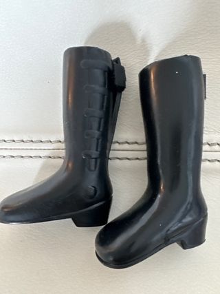 Conjunto Nancy: Vestido, Botas y Gorro