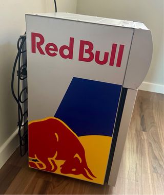 Mini Frigorífico Red Bull