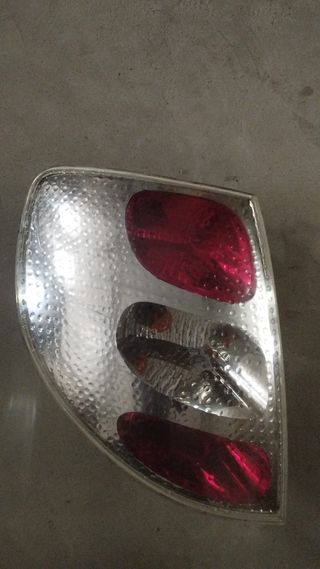 Piloto Trasero Izquierdo C3 Pluriel