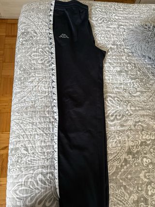 Pantalón chándal Kappa negro