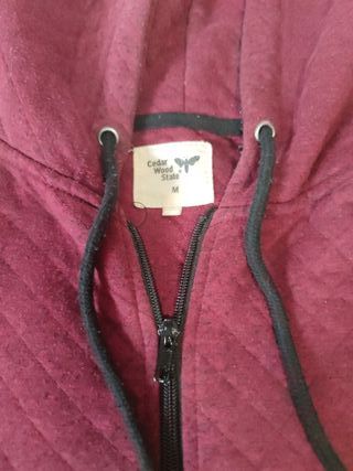 Chaqueta Granate y Negra Cedar Wood State. Talla M