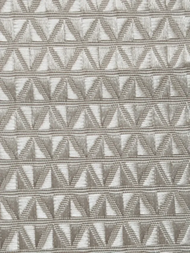 Tejido indumentaria valenciana beige