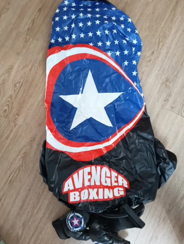 Saco de boxeo infantil Avengers
