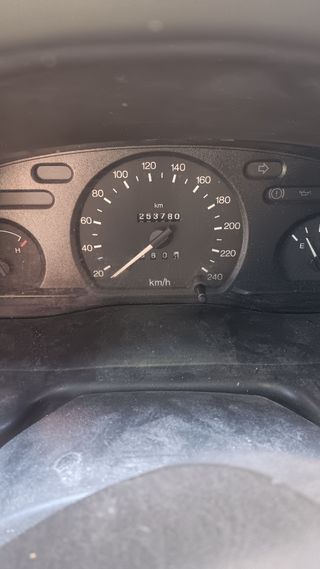 Ford Transit 2000