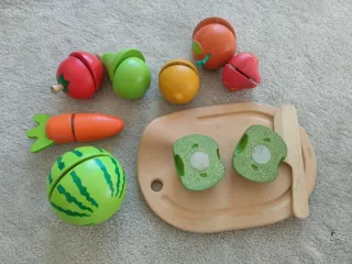 Frutas de madera de juguete