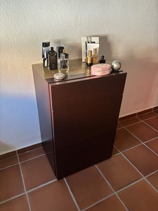 Cómoda y mesita de noche madera y cristal