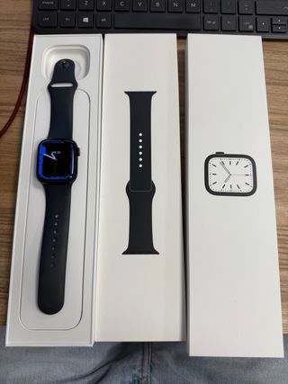Apple Watch 7 Negro/Azul Marino
41m