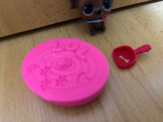 Lol Surprise Pets Muñeca Perro Rosa Accesorios