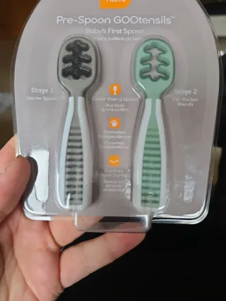 Set 2 Cucharas Bebé Mordedor Num Num