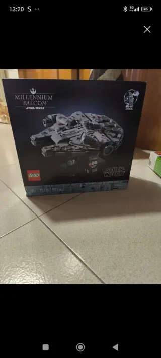 LEGO Star Wars 75375 Halcón Milenario