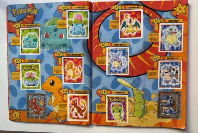 Album di adesivi e poster Pokemon
LETTURA COMPLETA