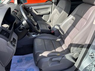 Volkswagen Touran 2.0tdi 136cv DSG