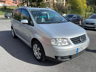 Volkswagen Touran 2.0tdi 136cv DSG