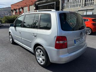 Volkswagen Touran 2.0tdi 136cv DSG