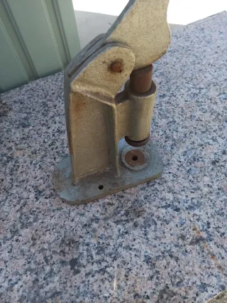 Máquina forrar botones + útiles