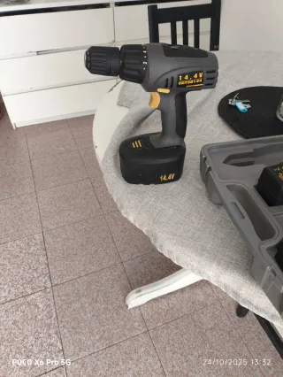 Taladro/Atornillador 14.4V CDT36144