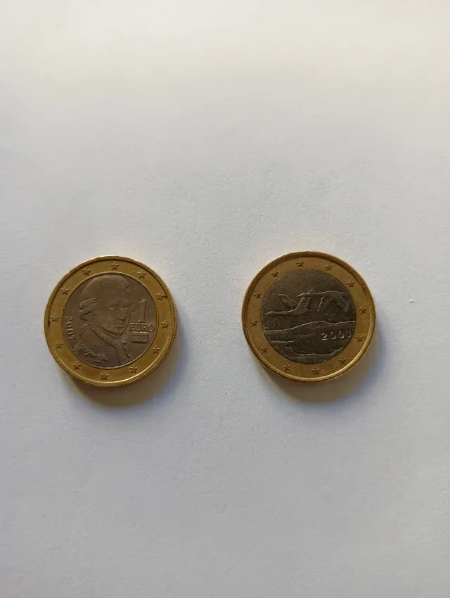 Monedas de 1 Euro Austria y Finlandia.